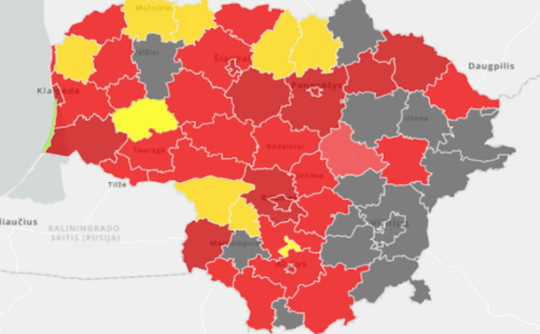 В Литве снова планируют изменение условий карантина – возвращение детей в школы и сценарии для трех зон
