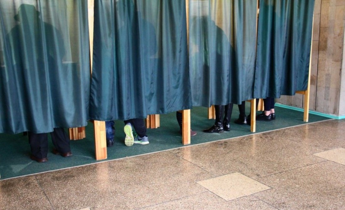 Висагинцы голосуют активнее, чем перед вторым туром – на 14.00 в целом проголосовало 36,22 проц.